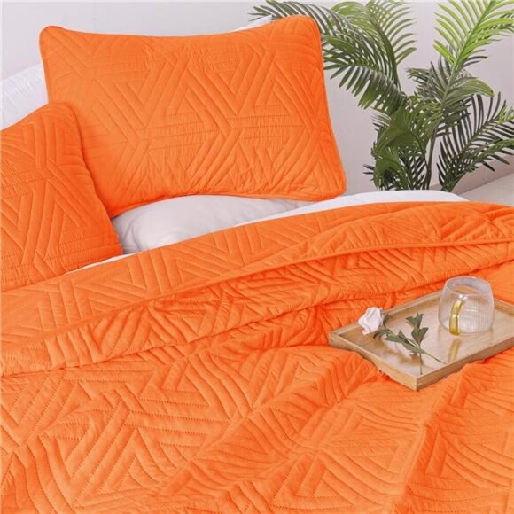 Soft Queen Size Quilt Set for All Seasons, 3-Piece Ultrasonic Geometric Quilts - Picture 3 of 7